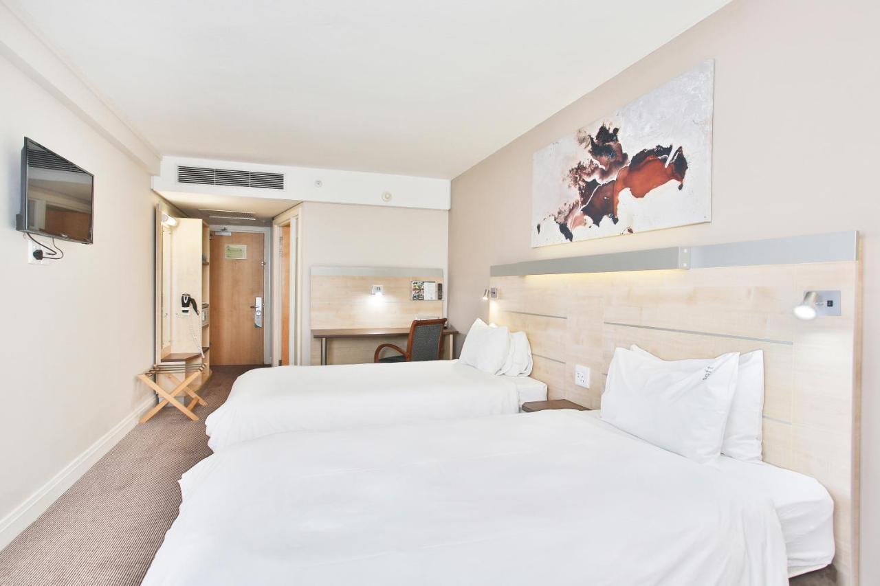 Rh Hotel พริทอเรีย ภายนอก รูปภาพ